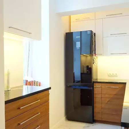 Heavenly Apartment, 100M2 , Business And Family Friendly Appartement *